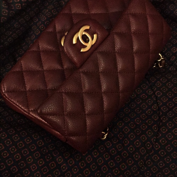 CHANEL Burgundy Mini Rectangular Caviar bag RARE - Picture 6 of 7